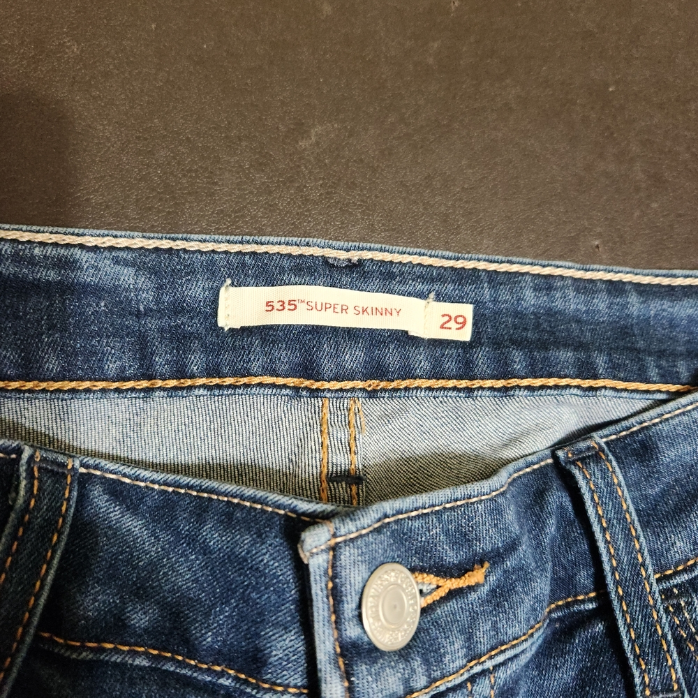 Levi's Dark Blue Women's Super Skinny Jeans. Size 29/30 - Picture 5 of 7